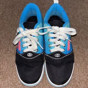 Spongebob Styled Heelys (Size 7)